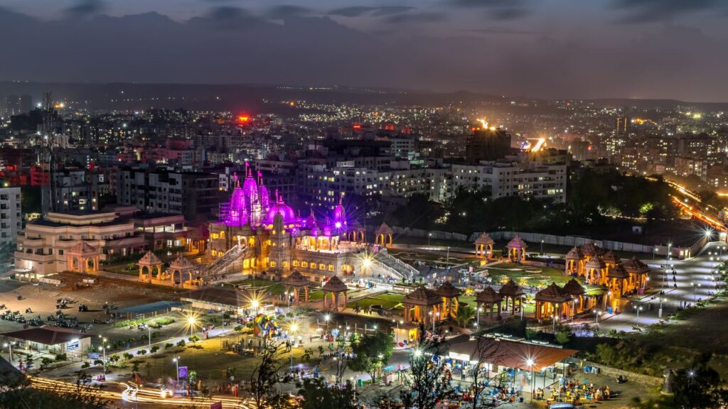 Pune city tour night view.